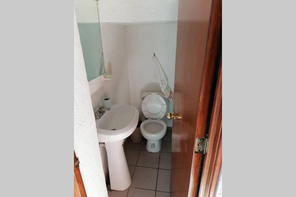 Villa Bonita casa amueblada a 3 Kms del centro Cuernavaca Exterior foto