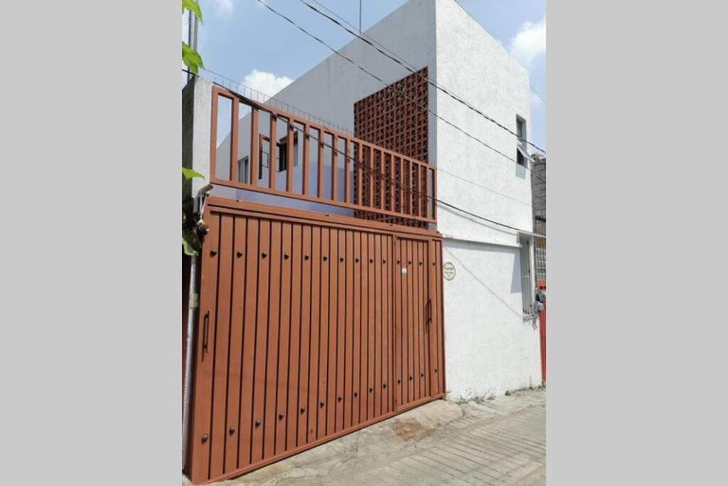 Villa Bonita casa amueblada a 3 Kms del centro Cuernavaca Exterior foto